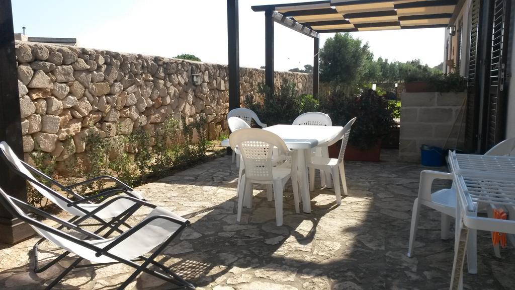 Casa Vacanze Lido Burrone Favignana Exteriör bild